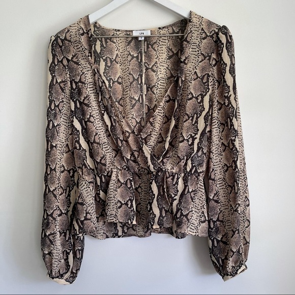 Revolve LPA Pinched Shoulder Snake print long sleeve wrap style blouse M - Picture 2 of 10